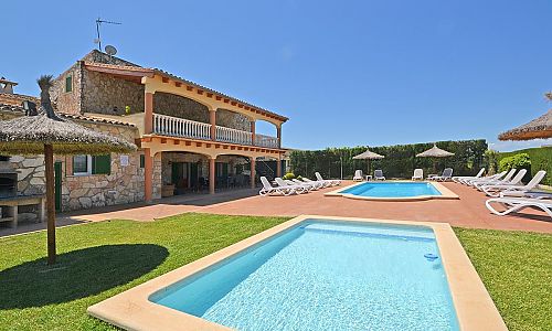 Finca Mallorca Sencelles 32 Personen