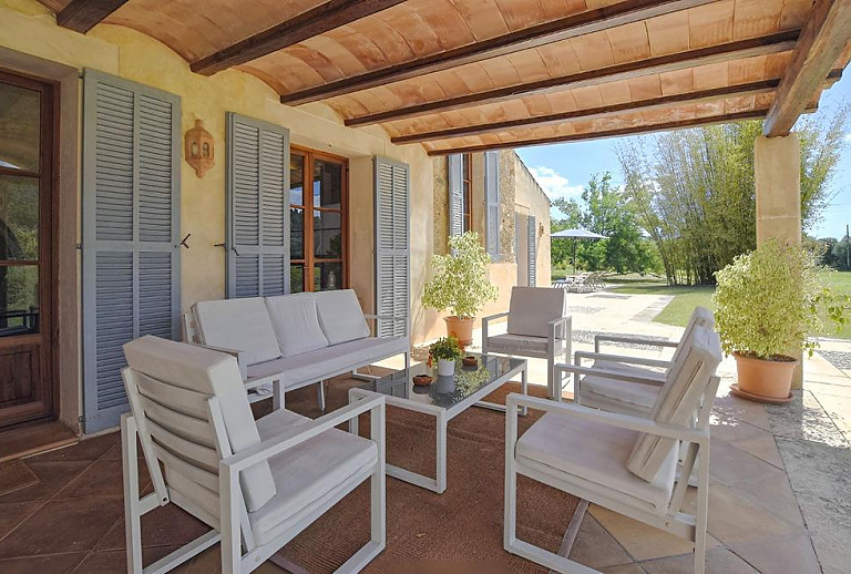Sitzmöbel auf der Terrasse