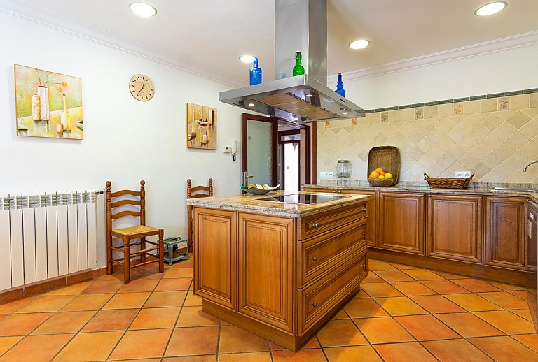 Küchentisch Stühle Spüle Kühlschrank
