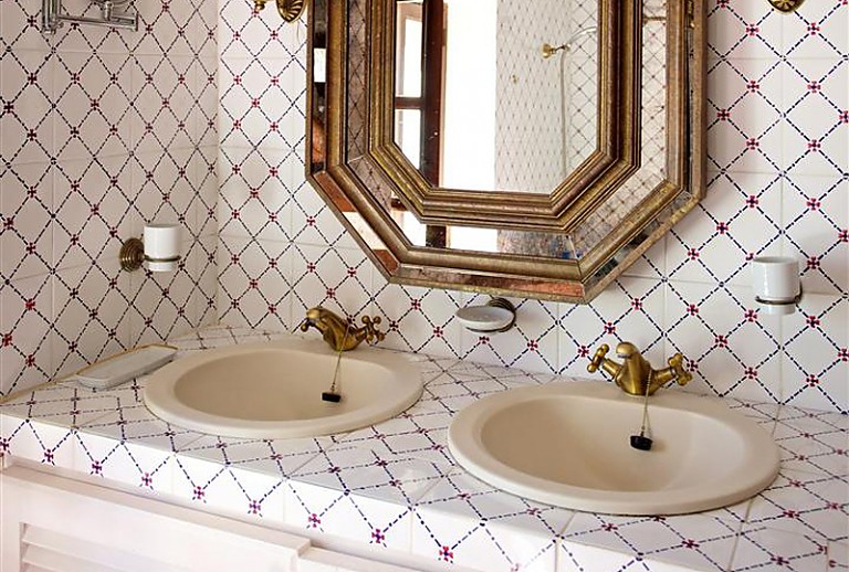 Badezimmer Waschecken Spiegel