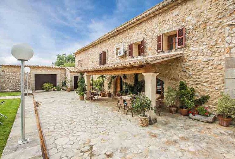 Finca Mallorca Buger 6 Personen Fassade