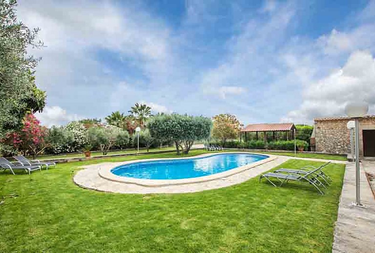 Finca Mallorca Buger 6 Personen Pool