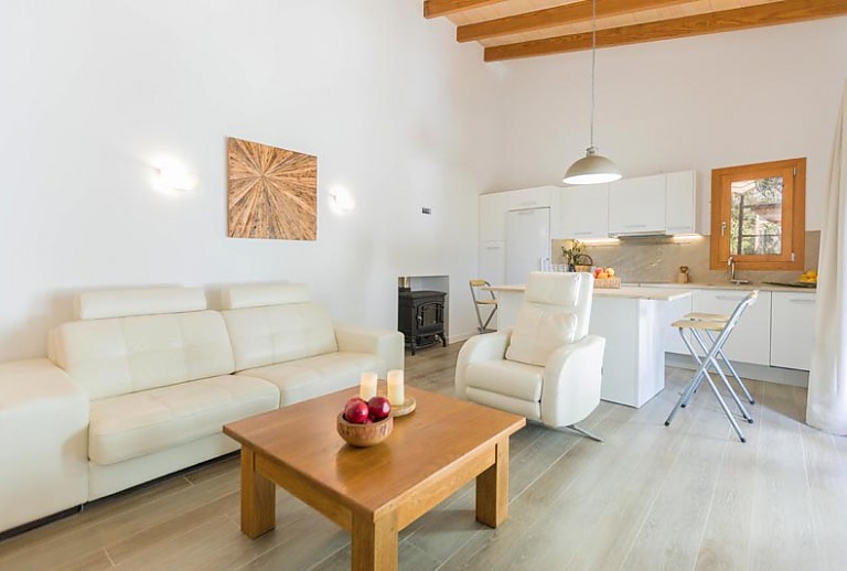 Wohnraum Couch Sessel Tisch