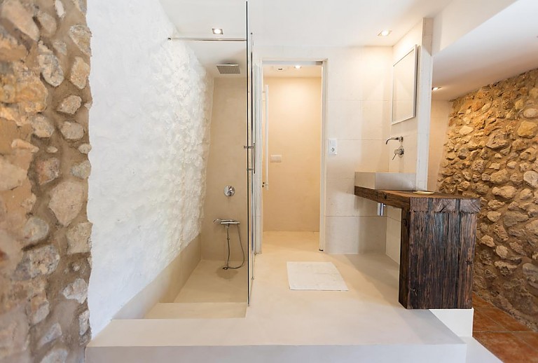 Bad Wanne Waschbecken Spiegel