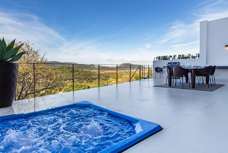 Ferienhaus Mallorca Buger 8 Personen