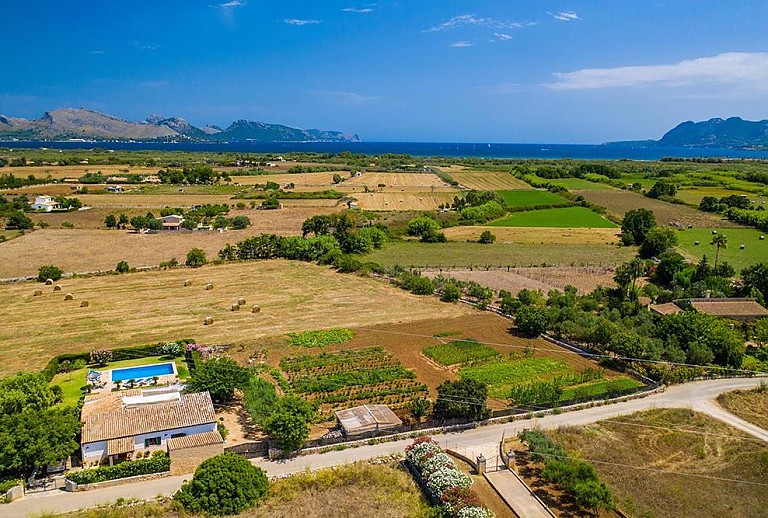 Luftaufnahme der Finca und der Umgebung