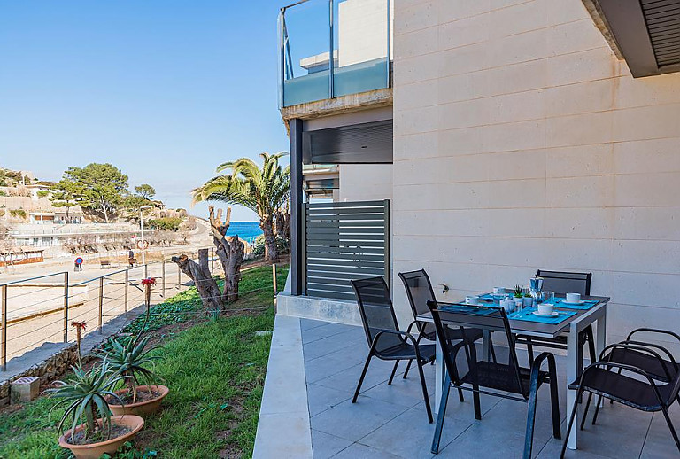Terrasse mit Meerblick