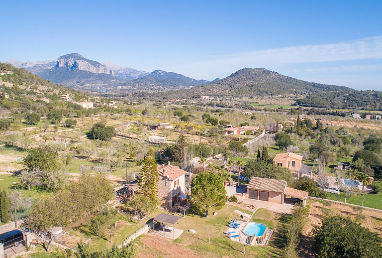 Luftaufnahme der Finca und der Umgebung