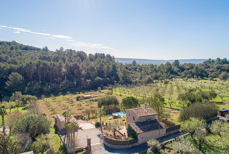 Landschaft und Weitblick um das Grundstück der Finca