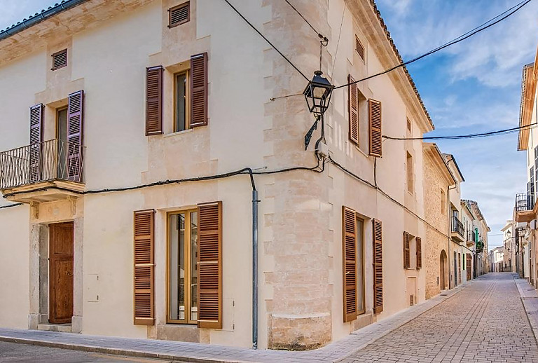 Straße vor dem Ferienhaus